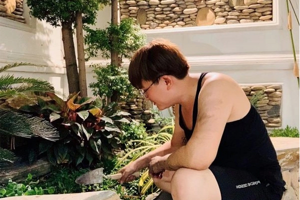 Nam MC 'Gương mặt thân quen' ở tuổi trung niên vẫn độc thân, chăm chỉ làm việc thiện- Ảnh 7.