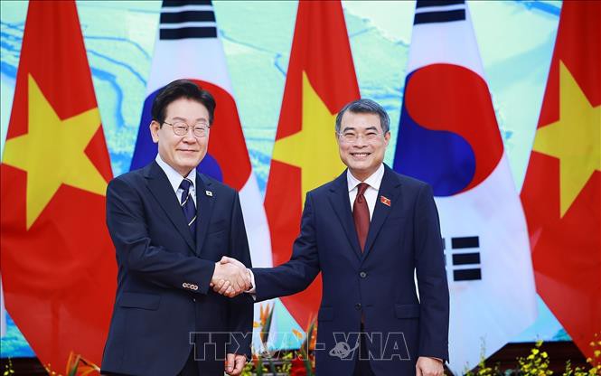 Chủ quán phở kể lại 2 giờ chuẩn bị, hồi hộp đón Tổng thống Hàn Quốc và phu nhân- Ảnh 6.