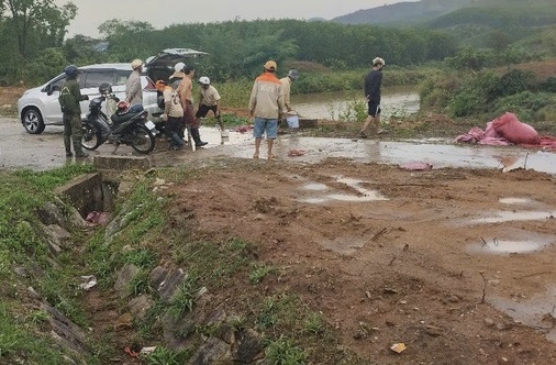 Quảng Ninh: Người đàn ông bị sét đánh tử vong khi đang làm ngoài đầm- Ảnh 1.