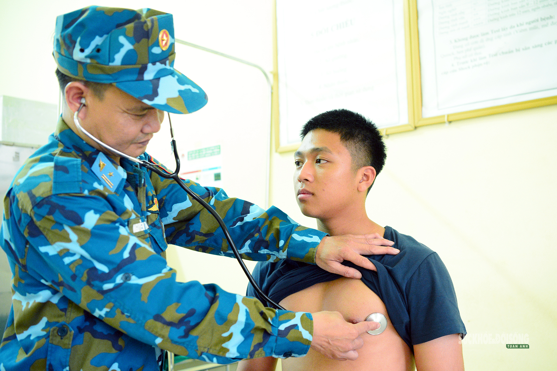 Người chiến sĩ quân y tận tụy giữa trận địa tên lửa- Ảnh 4.