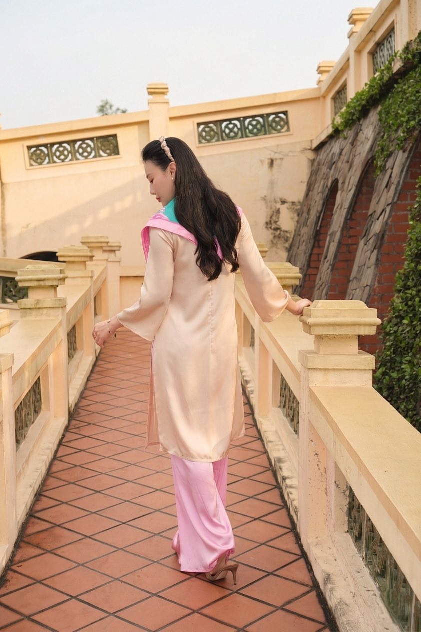 Phương Oanh nhẹ nhàng khoe ảnh tận hưởng khoảnh khắc 'vệt nắng cuối chiều'- Ảnh 3.