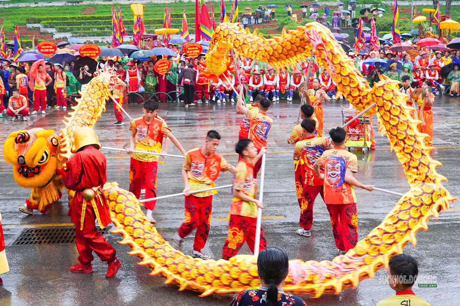 Linh thiêng lễ rước kiệu ở Đền Hùng- Ảnh 5.