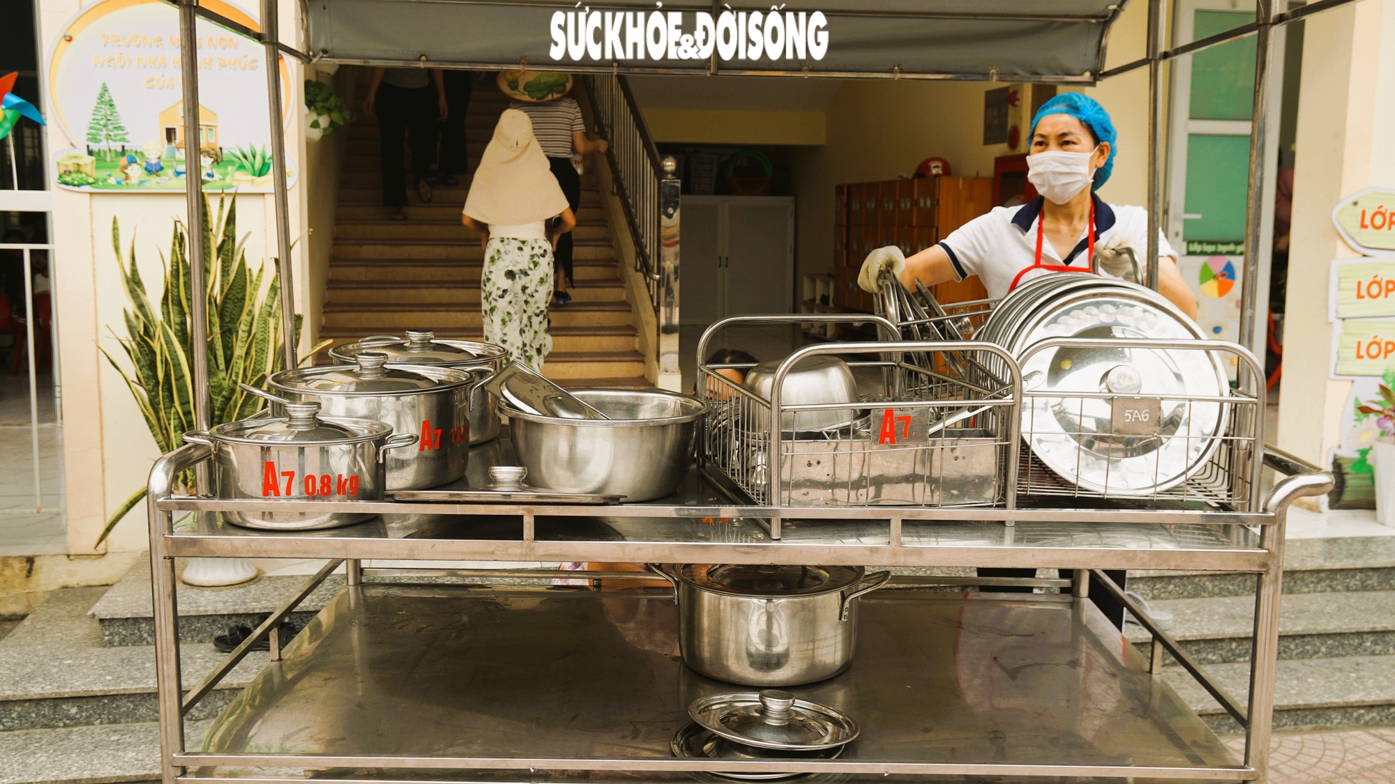 Hải Phòng kiểm tra, phát hiện nhiều cơ sở vi phạm an toàn thực phẩm- Ảnh 3.