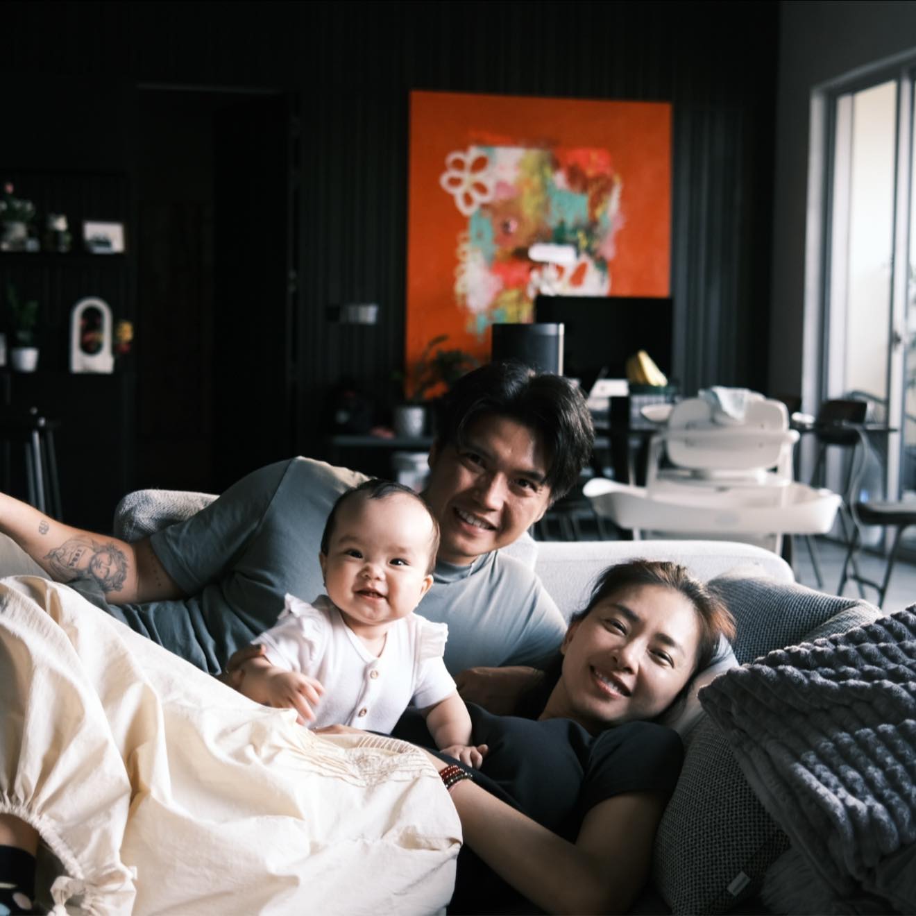 Ngô Thanh Vân: 'Gia đình không cần hoàn hảo, chỉ cần luôn có nhau'- Ảnh 2.