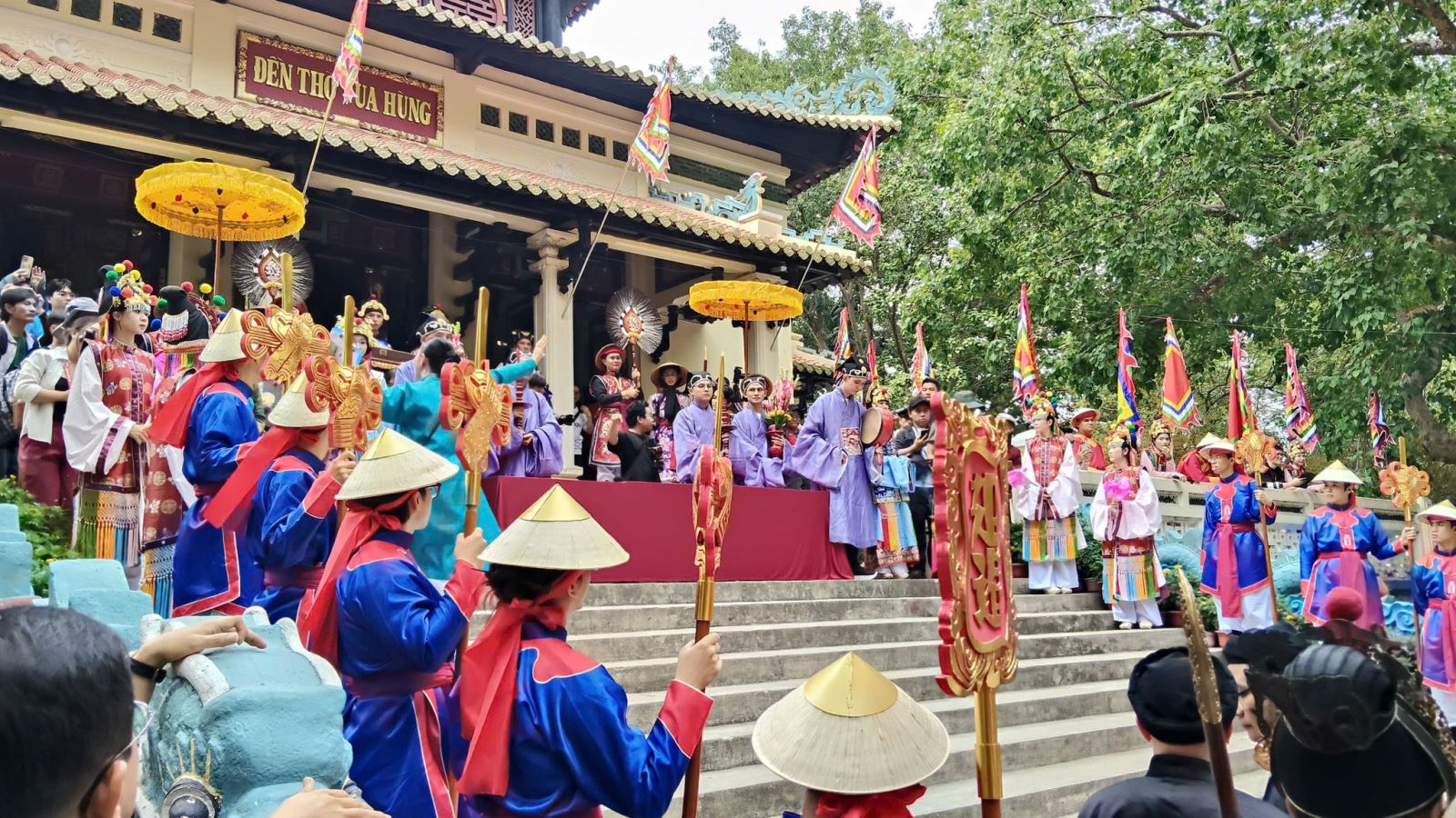 Đa dạng các hoạt động văn hóa - giáo dục dịp Giỗ Tổ Hùng Vương tại TP Hồ Chí Minh- Ảnh 2.