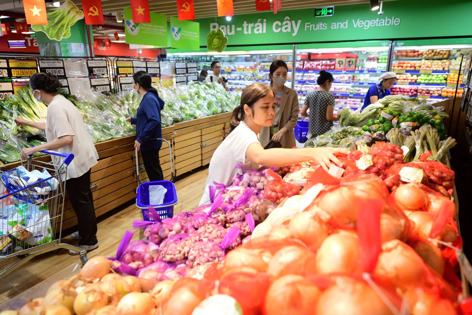 TP Hồ Chí Minh: Sức mua tăng mạnh trước lễ 30/4 - 1/5- Ảnh 5.