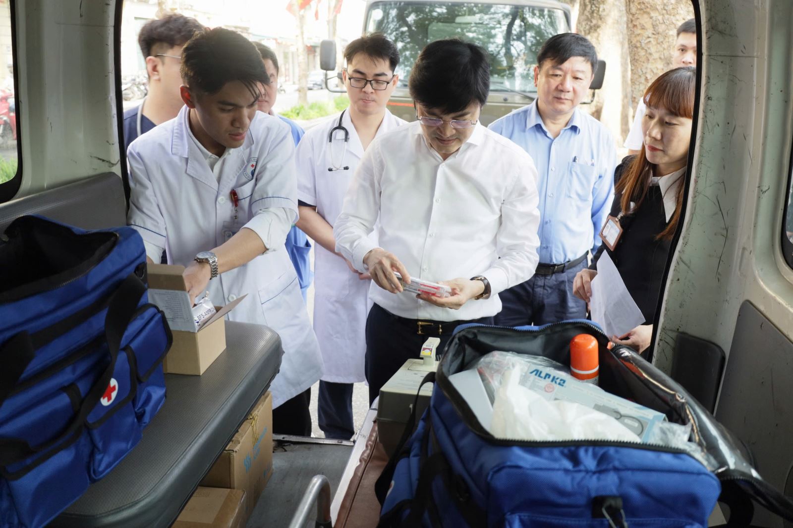 Hà Nội bảo đảm công tác y tế trong dịp nghỉ lễ- Ảnh 1.