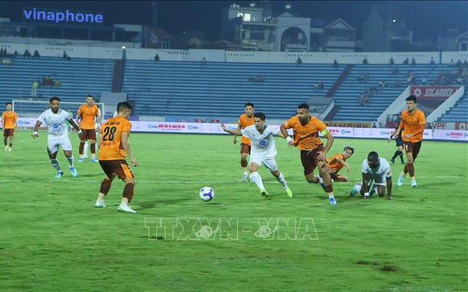 Lịch thi đấu bóng đá hôm nay ngày 27/4 - 28/4: MU đấu Brentford- Ảnh 2.