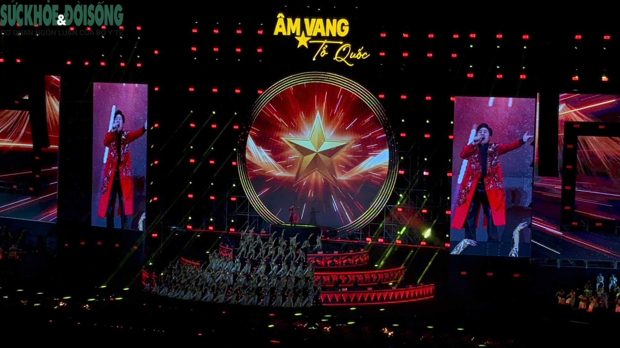 Những tiết mục đặc sắc tại 'Âm vang Tổ quốc' khiến khán giả không rời mắt- Ảnh 9.