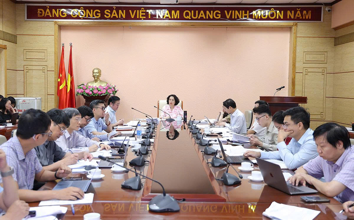 Bộ Y tế họp liên bộ thống nhất nội dung tiếp thu, giải trình và hoàn thiện dự thảo Nghị định hướng dẫn Luật Phòng bệnh- Ảnh 8.