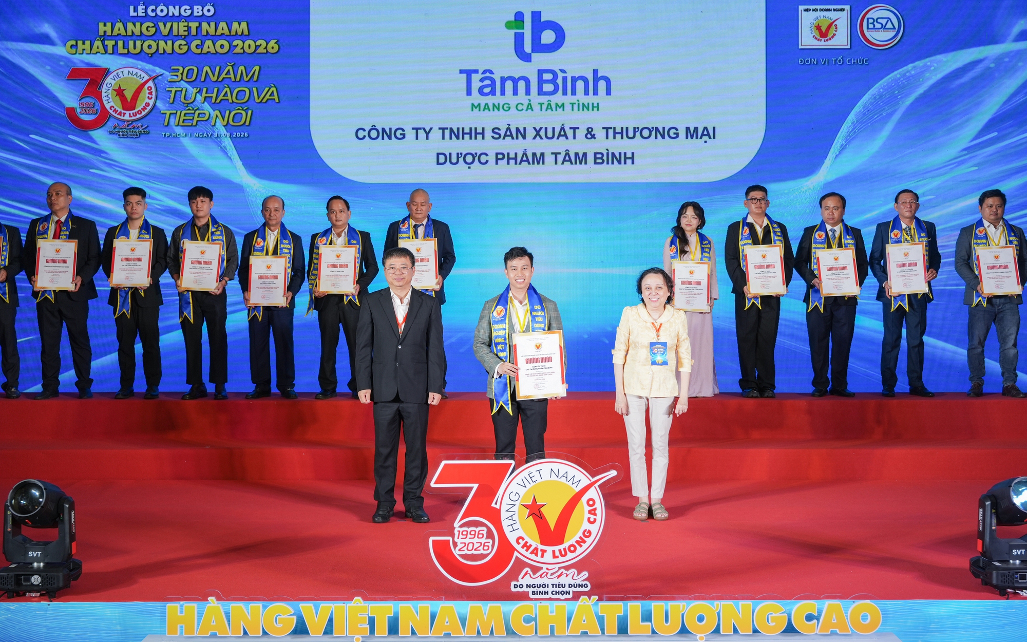 anh 1 17751983853311381735237 27 0 1627 2560 crop 1775198468789728489801