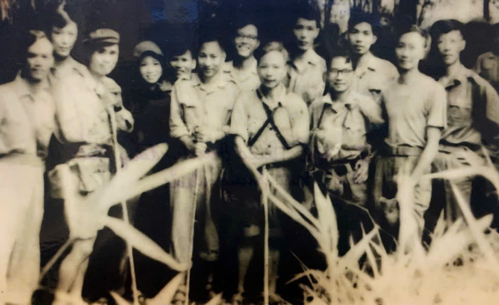 Người nữ chiến sĩ quân y và những câu chuyện xẻ dọc Trường Sơn đi cứu nước- Ảnh 3.