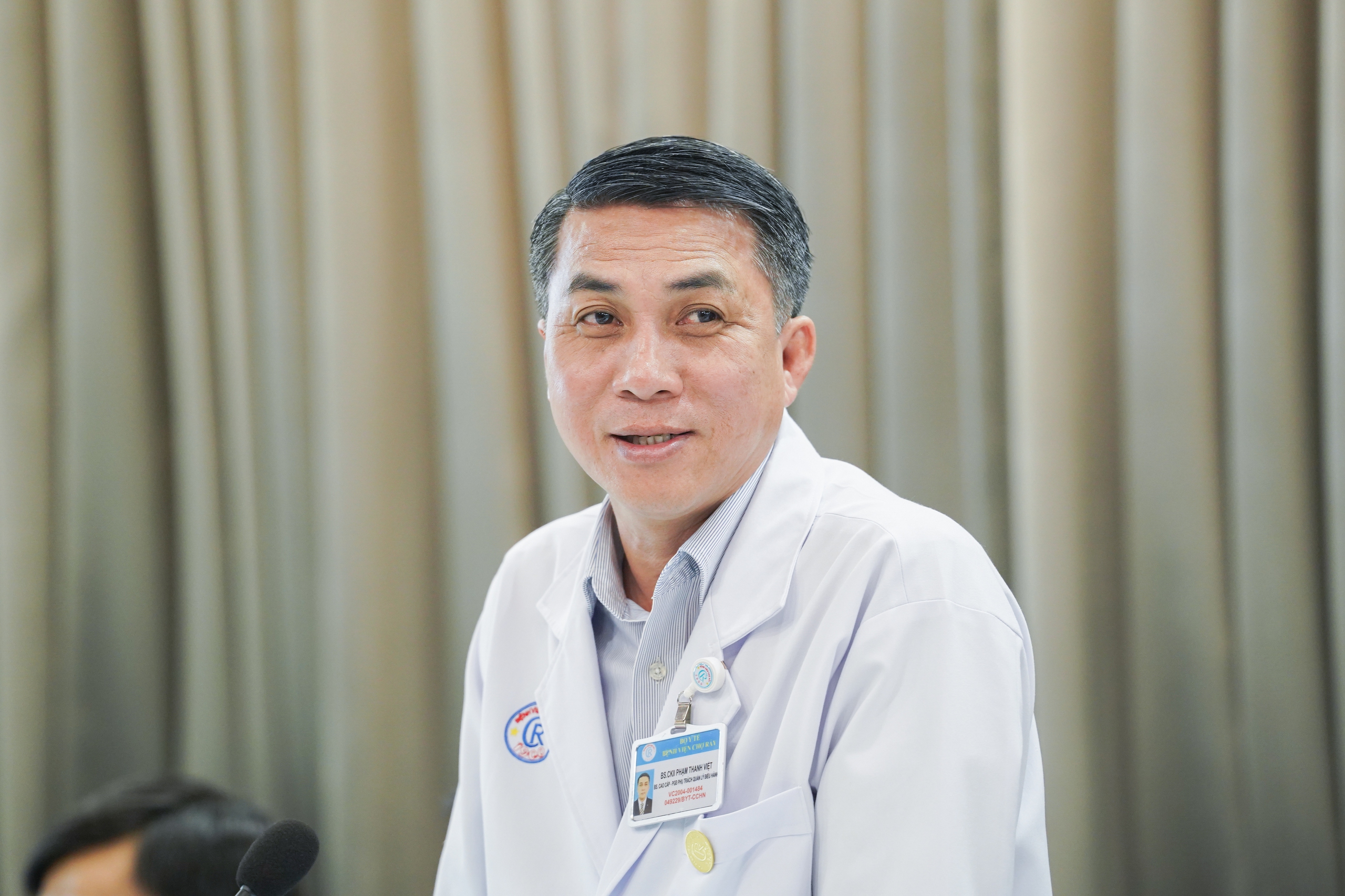 BSCKII Phạm Thanh Việt giữ chức Giám đốc Bệnh viện Chợ Rẫy- Ảnh 1.