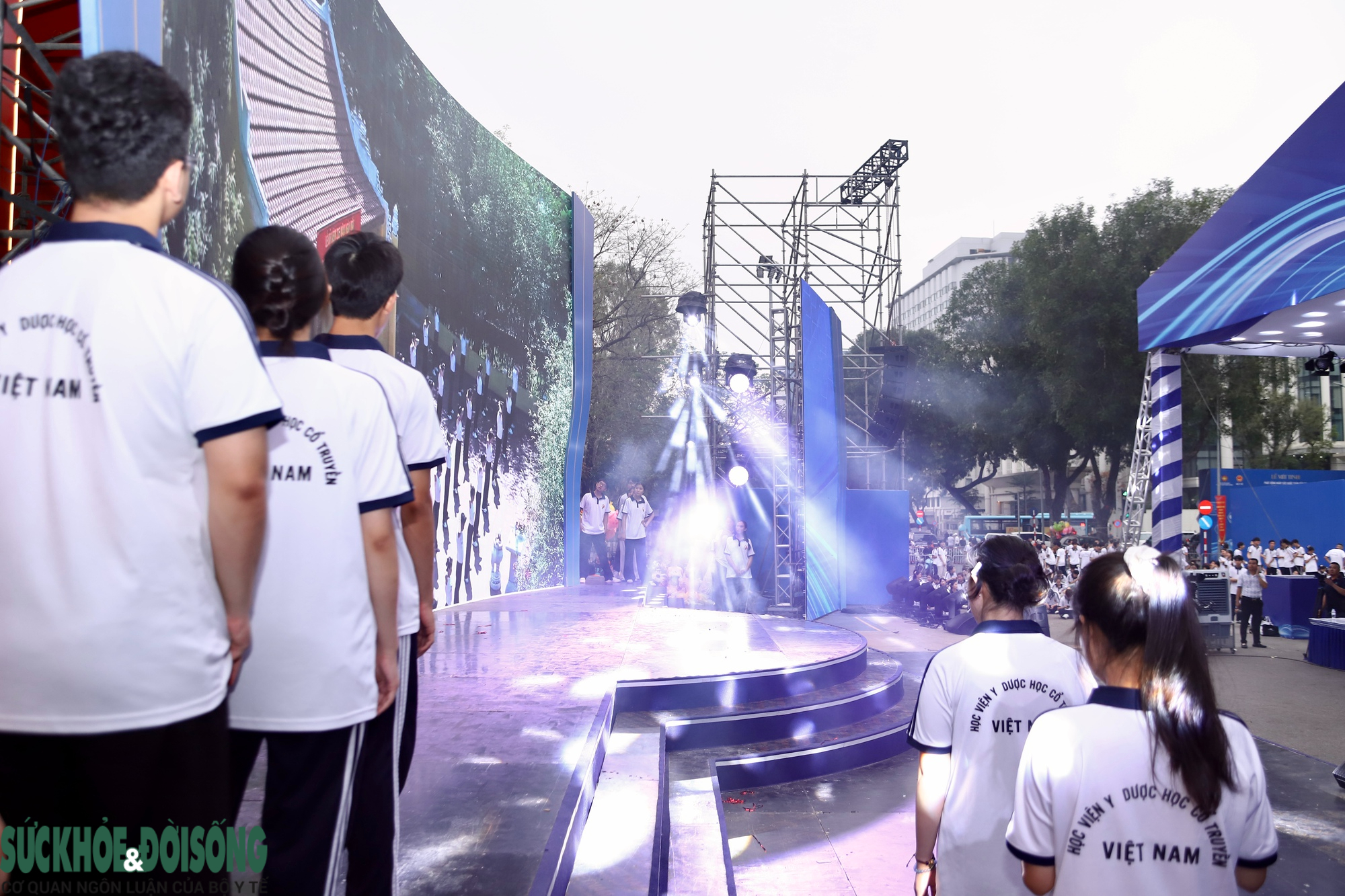 Hoàn tất tổng duyệt, sẵn sàng cho Lễ mít tinh Ngày Sức khỏe toàn dân- Ảnh 4. Hoàn tất tổng duyệt, sẵn sàng cho Lễ mít tinh Ngày Sức khỏe toàn dân- Ảnh 4.