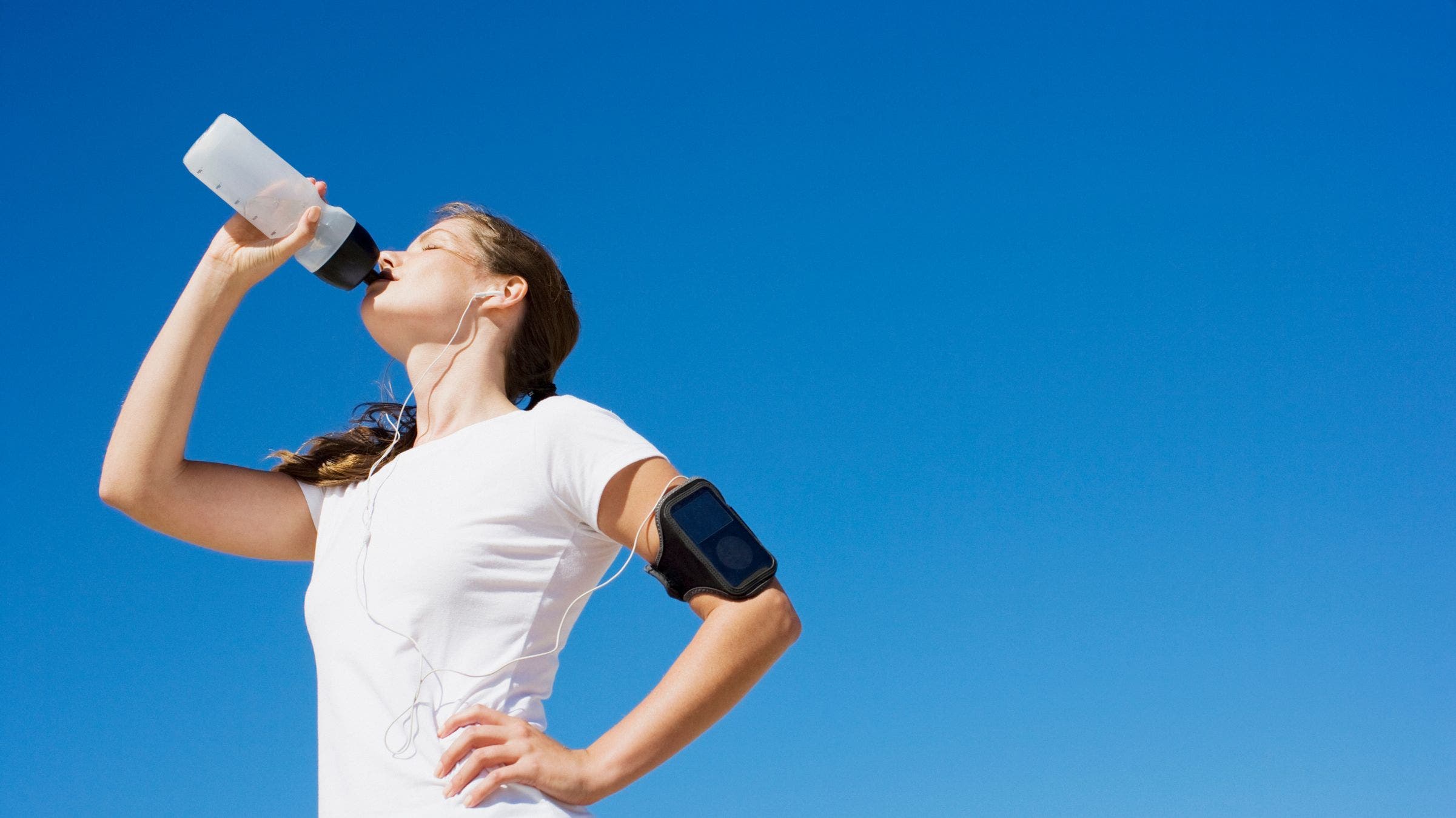 4 thói quen 'vàng' giúp ngăn ngừa nguy cơ đột tử khi chơi thể thao- Ảnh 2.