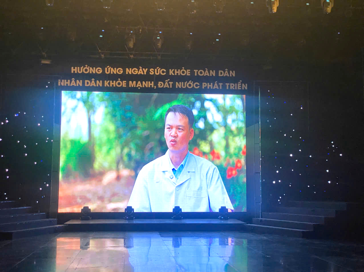 Tối 5/4, chương trình chính luận nghệ thuật "Nhân dân khỏe mạnh – Đất nước phát triển" lên sóng- Ảnh 2.