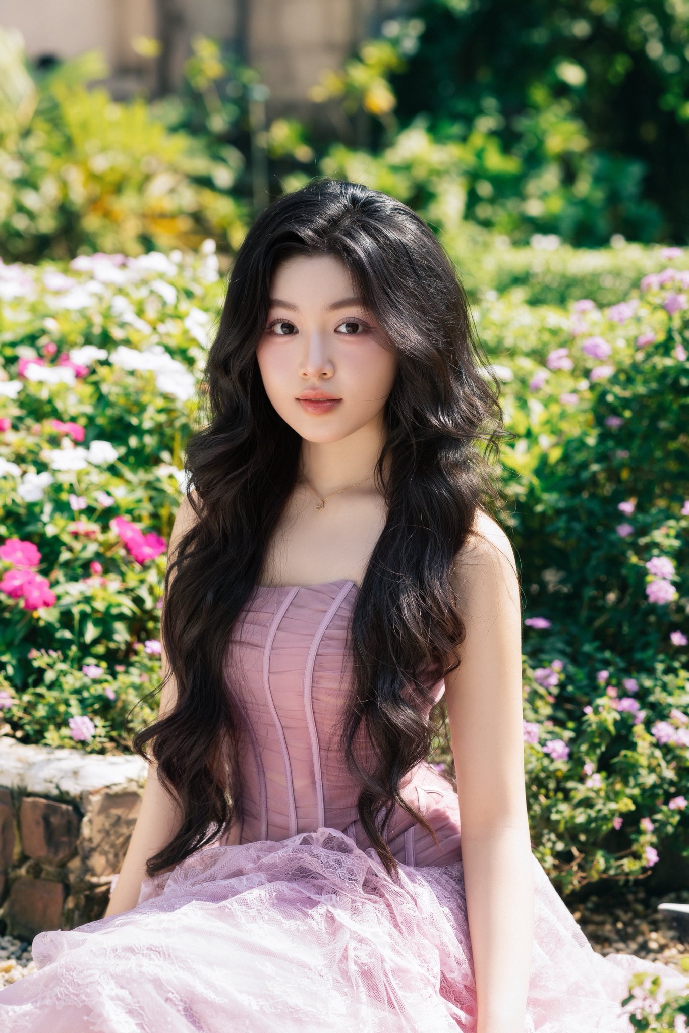 Tuổi 20 của Lọ Lem nhà MC Quyền Linh- Ảnh 2. Tuổi 20 của Lọ Lem nhà MC Quyền Linh- Ảnh 2.