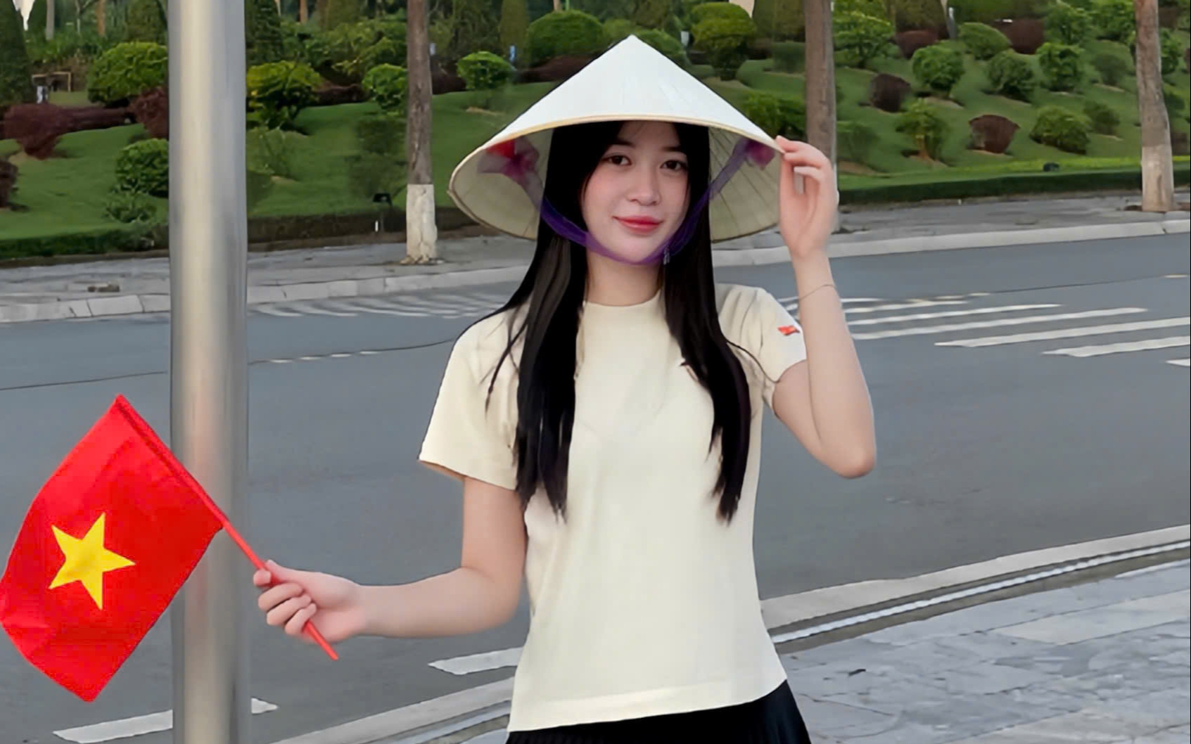 Giá vé máy bay, tàu hỏa dịp 30/4 - 1/5 tăng, giảm ra sao?- Ảnh 3.