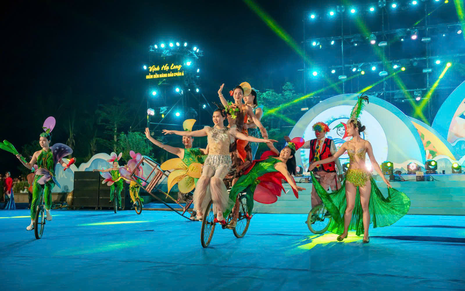 Quảng Ninh quyết tâm 'nâng cấp' Carnaval Hạ Long thành sản phẩm công nghiệp văn hóa- Ảnh 1. Quảng Ninh quyết tâm 'nâng cấp' Carnaval Hạ Long thành sản phẩm công nghiệp văn hóa- Ảnh 1.