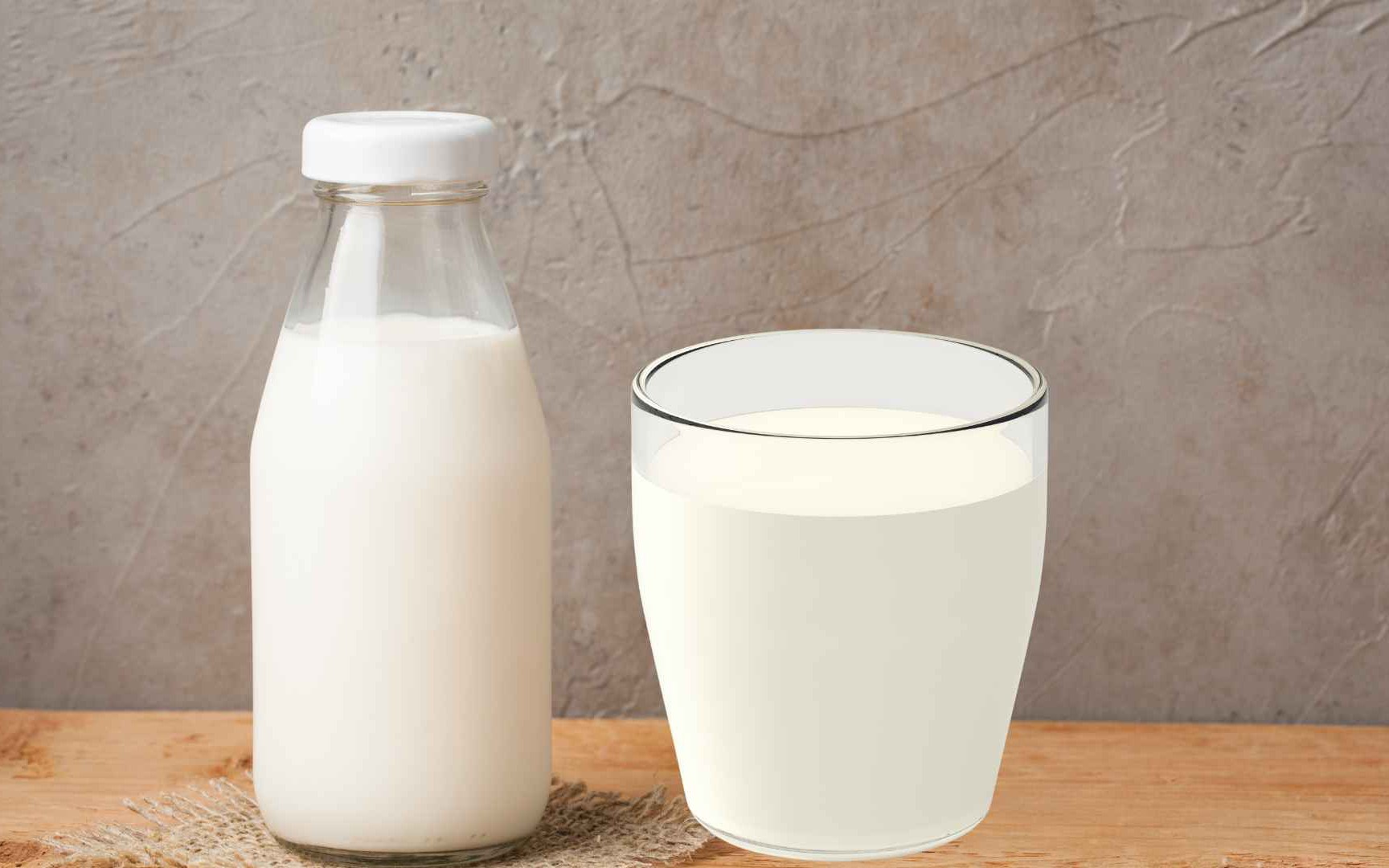 Uống sữa vào lúc nào tốt nhất và lời khuyên từ bác sĩ dinh dưỡng - Ảnh 2.