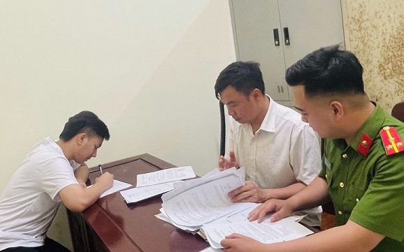 Bắt giữ thành công đối tượng truy nã vừa từ Campuchia trở về