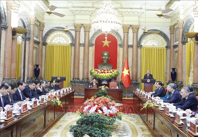 Bàn giao công tác giữa Tổng Bí thư, Chủ tịch nước Tô Lâm và nguyên Chủ tịch nước Lương Cường- Ảnh 4.