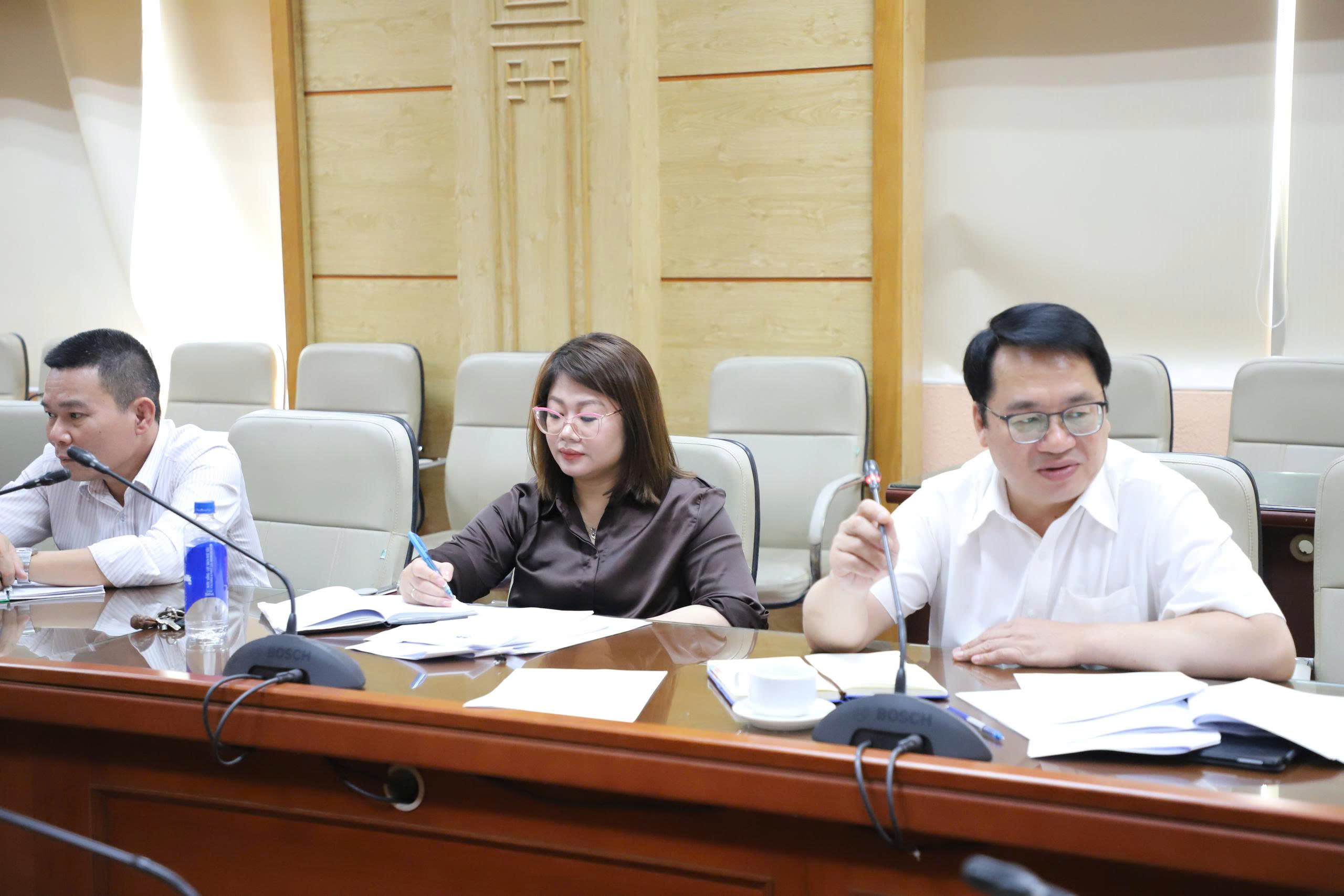 Cập nhật văn bản pháp luật mới vào dự thảo Quy chuẩn giới hạn ô nhiễm độc tố vi nấm trong thực phẩm- Ảnh 2. Cập nhật văn bản pháp luật mới vào dự thảo Quy chuẩn giới hạn ô nhiễm độc tố vi nấm trong thực phẩm- Ảnh 2.