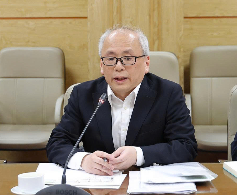 Thứ trưởng Thường trực Vũ Mạnh Hà tiếp và làm việc với chuyên gia cố vấn chính sách y tế của JICA - Ảnh 2.