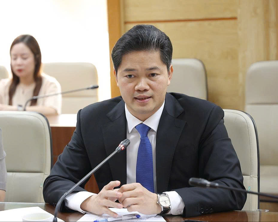 Thứ trưởng Thường trực Vũ Mạnh Hà tiếp và làm việc với chuyên gia cố vấn chính sách y tế của JICA - Ảnh 1.