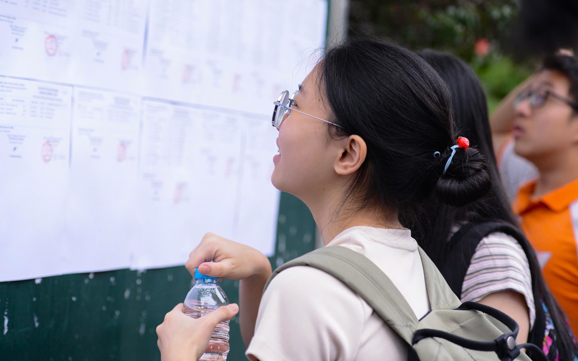 Tỉ lệ chọi lớp 10 Hà Nội 2026 tăng mạnh: Lời khuyên vàng từ chuyên gia- Ảnh 2. Hà Nội cấm các trường THPT tư thục tổ chức thi tuyển lớp 10