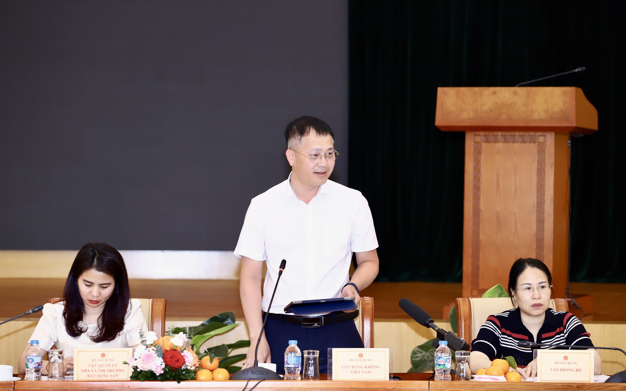 Trạm sạc xe điện 'nở rộ' ở chung cư, Bộ Xây dựng đề xuất thêm quy chuẩn an toàn- Ảnh 1. Trạm sạc xe điện 'nở rộ' ở chung cư, Bộ Xây dựng đề xuất thêm quy chuẩn an toàn- Ảnh 1.