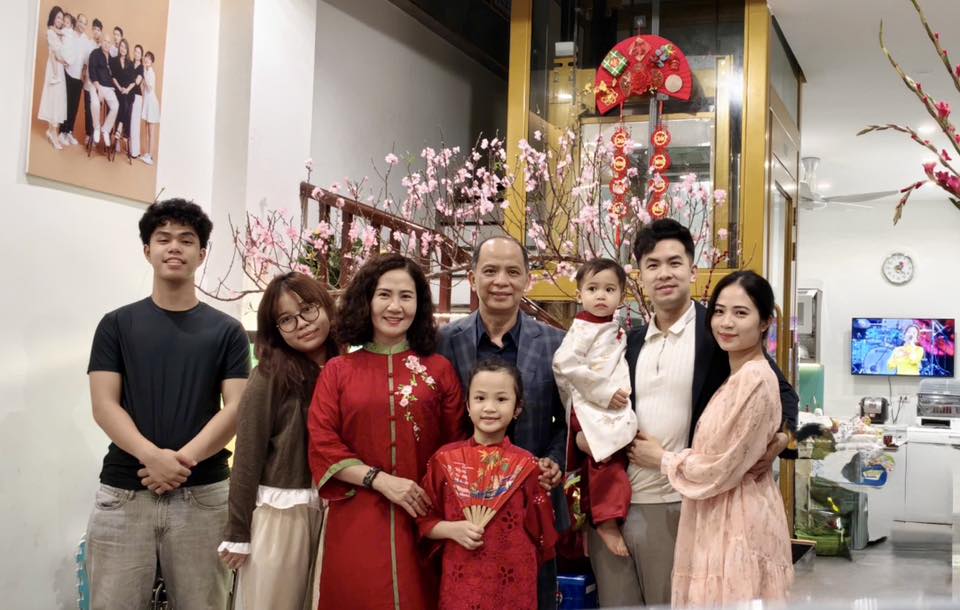 NSƯT Nguyệt Hằng - Anh Tuấn: Sự nghiệp rực rỡ nhưng 4 người con quyết không nối nghiệp- Ảnh 2.