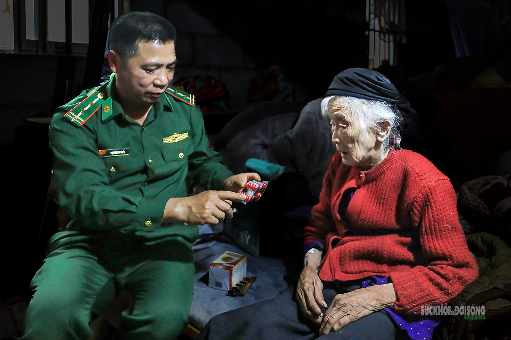 'Trạm xá di động' giữa đại ngàn biên giới- Ảnh 7.