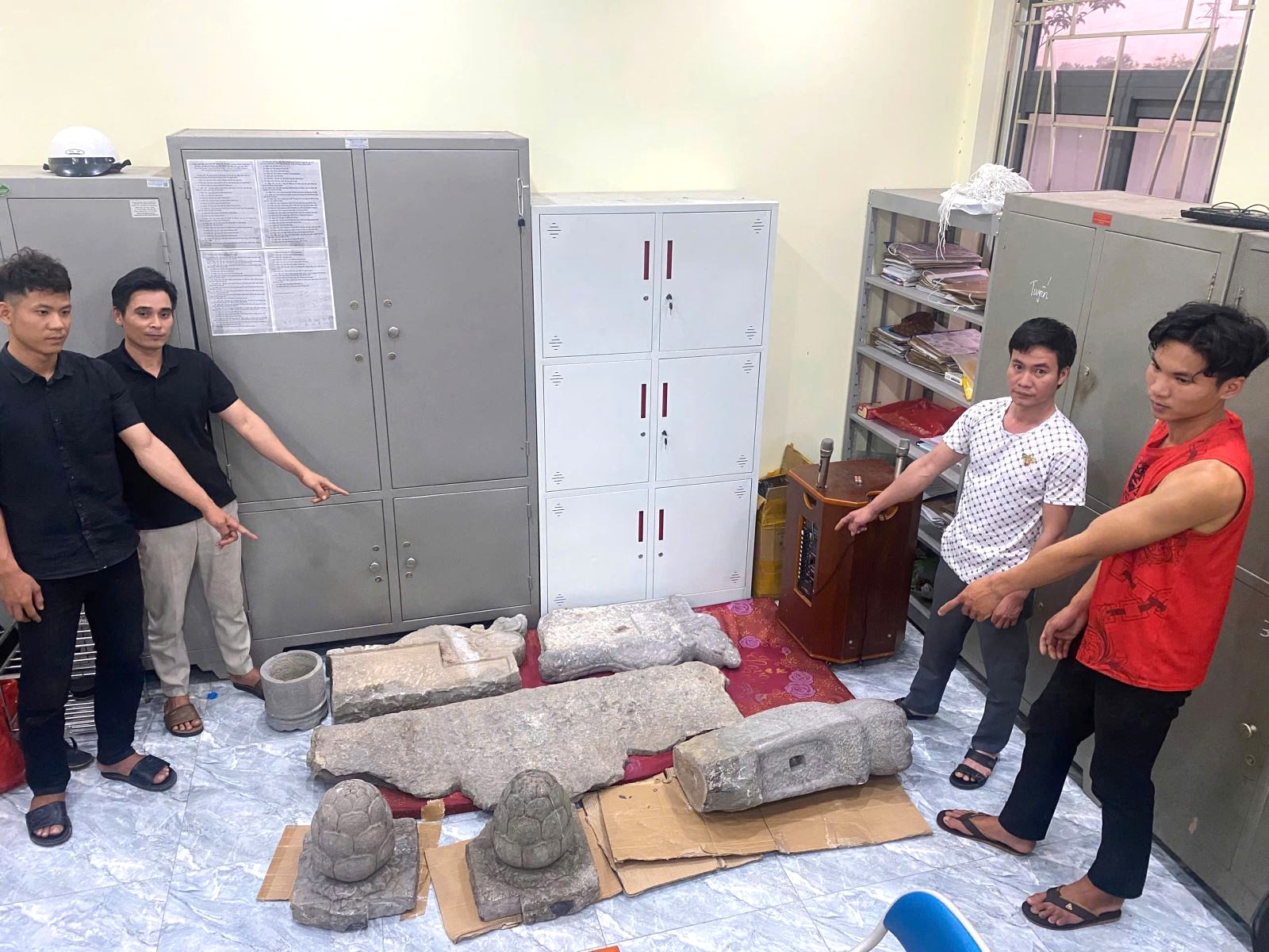 Đột nhập di tích chùa Nôm, trộm nhiều hiện vật bằng đá- Ảnh 2. Đột nhập di tích chùa Nôm, trộm nhiều hiện vật bằng đá- Ảnh 2.