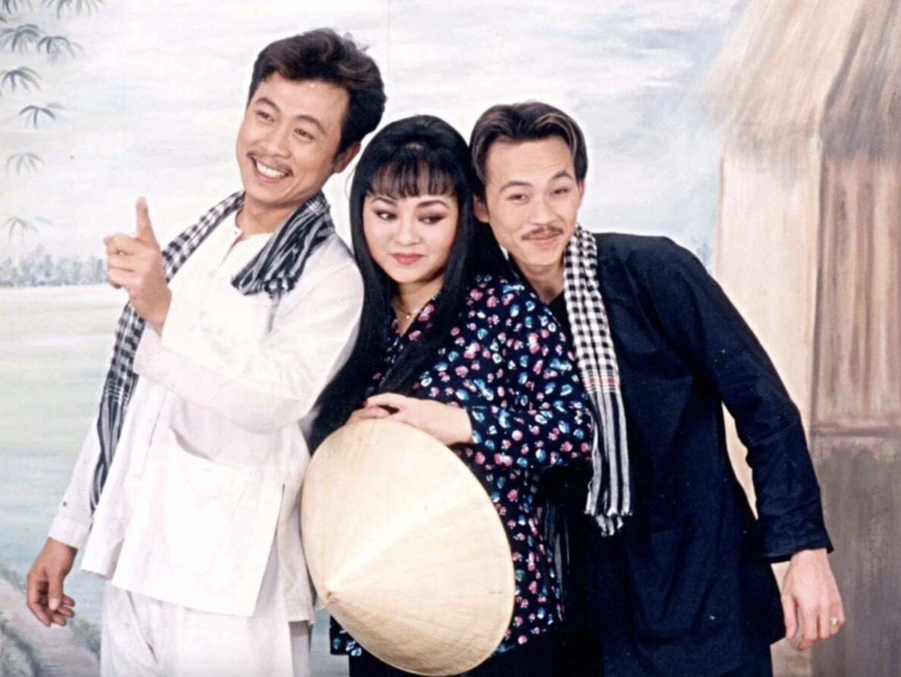 Vân Sơn tuổi 65: 'Nhà xe ổn định, tôi không còn áp lực cơm áo gạo tiền'- Ảnh 5.