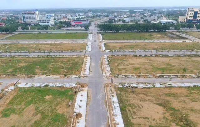 Sổ đỏ cấp sai quy định được xem xét nộp bổ sung thuế, không bị thu hồi- Ảnh 1. Sổ đỏ cấp sai quy định được xem xét nộp bổ sung thuế, không bị thu hồi- Ảnh 1.