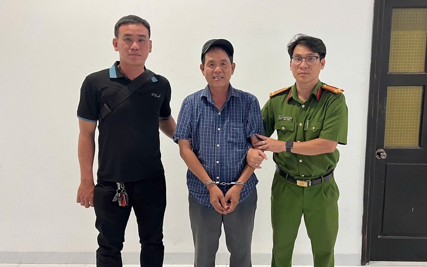 Bắt đối tượng truy nã đặc biệt sau nhiều năm lẩn trốn dưới vỏ bọc buôn hải sản
