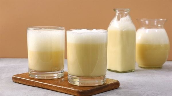 Uống bia đánh trứng gà khi mang thai có giúp con trắng da?- Ảnh 3. Uống bia đánh trứng gà khi mang thai có giúp con trắng da?- Ảnh 3.