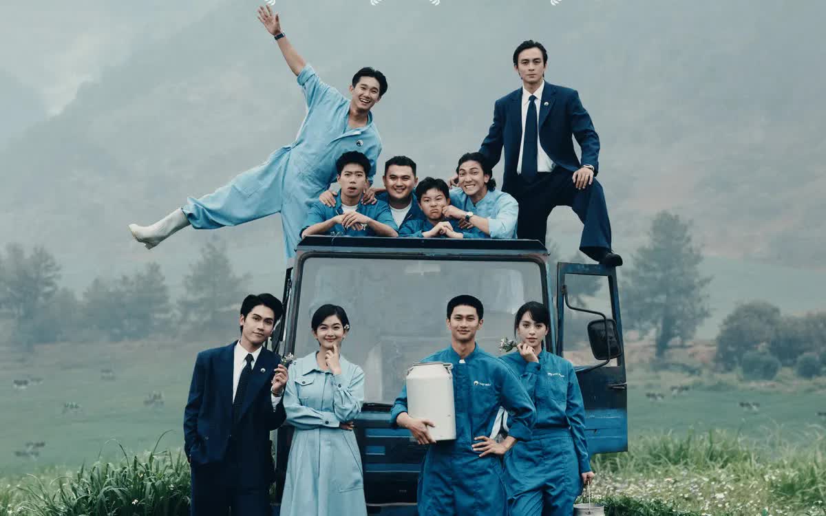 Sao 'Mưa đỏ', 'Tử chiến trên không' bất ngờ đóng phim chung- Ảnh 2. Sao 'Mưa đỏ', 'Tử chiến trên không' bất ngờ đóng phim chung- Ảnh 2.