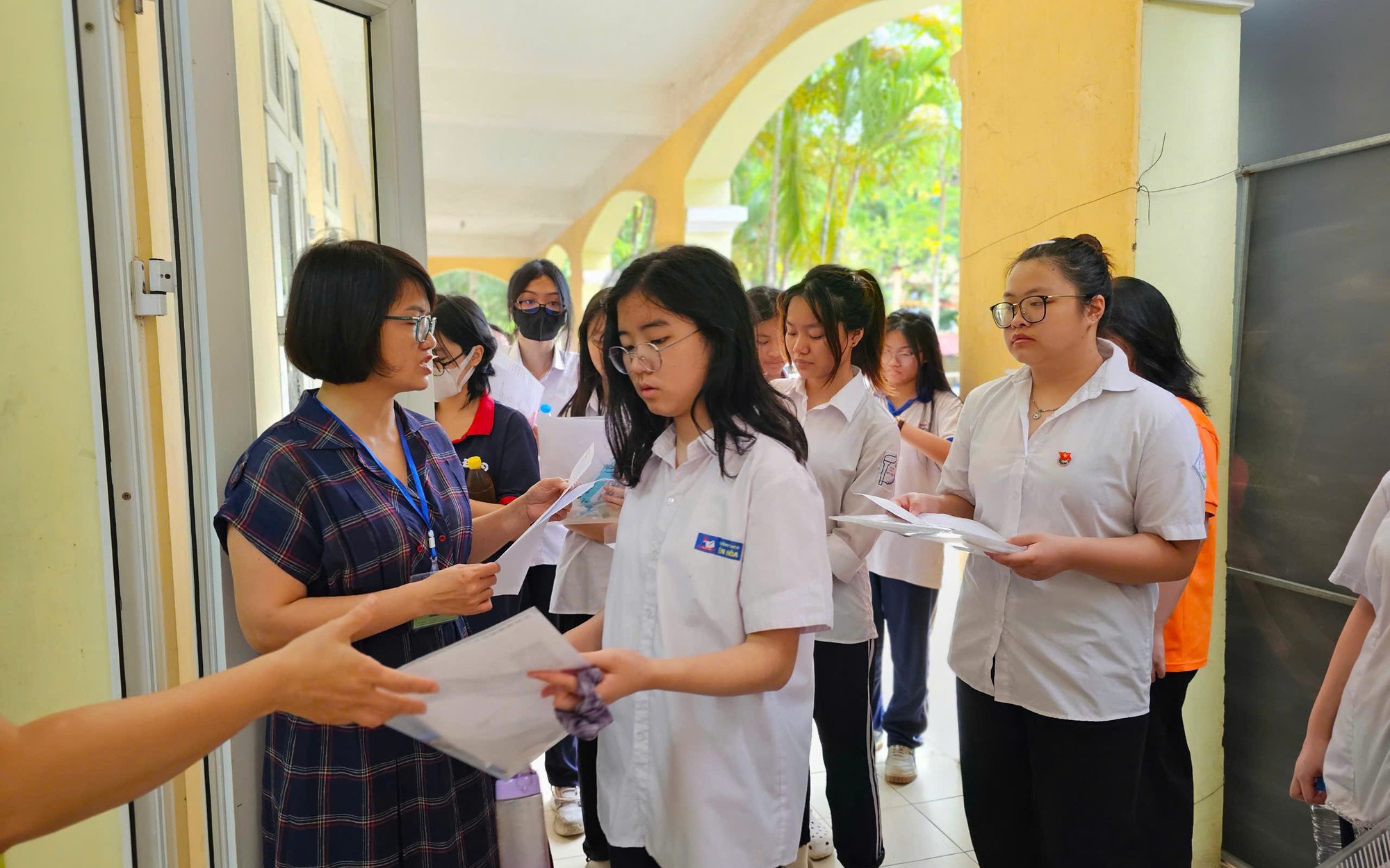 Sĩ tử dồn lực cho cuộc đua vào lớp 10 và chiến thuật từ chuyên gia- Ảnh 2.