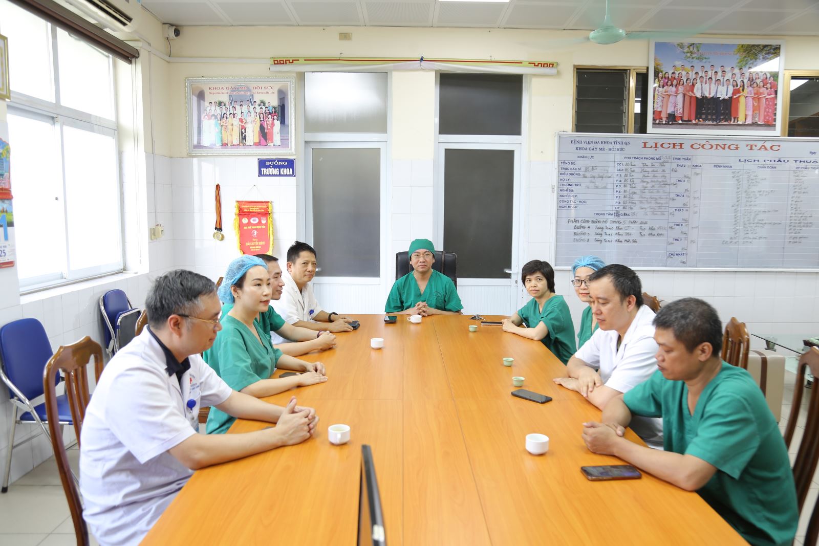 Lần đầu tiên ghép giác mạc từ người hiến chết não tại BVĐK Quảng Ninh- Ảnh 2.