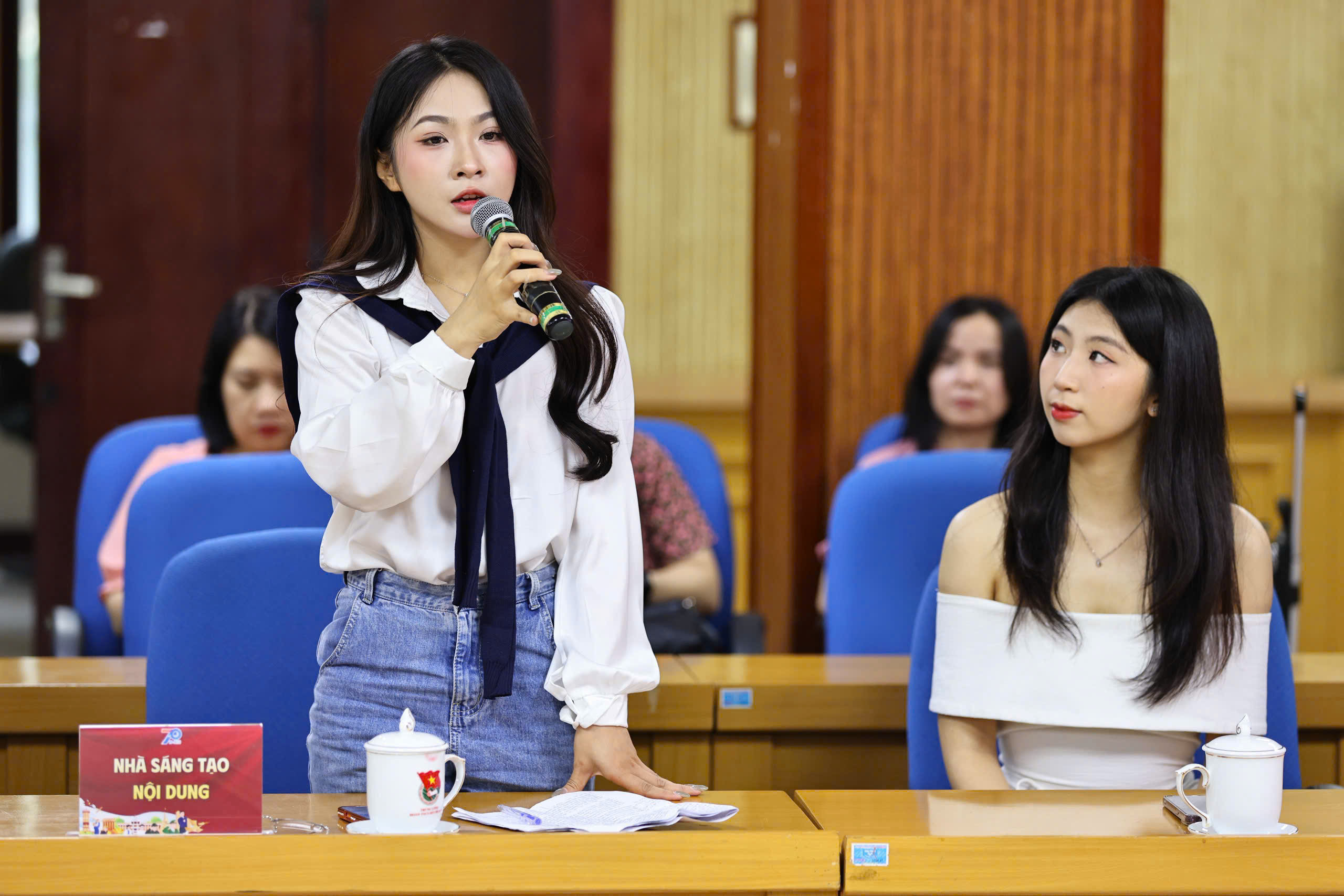 Hành trình xuyên Việt lan tỏa tinh thần 'Tôi yêu Tổ quốc tôi'- Ảnh 2.
