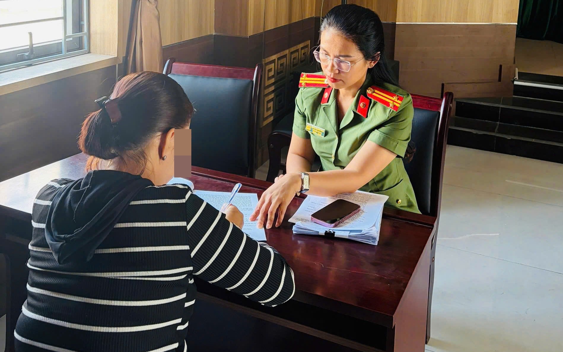 Khởi tố, tạm giam 2 đối tượng là thành viên của tổ chức phản động- Ảnh 3. Khởi tố, tạm giam 2 đối tượng là thành viên của tổ chức phản động- Ảnh 3.