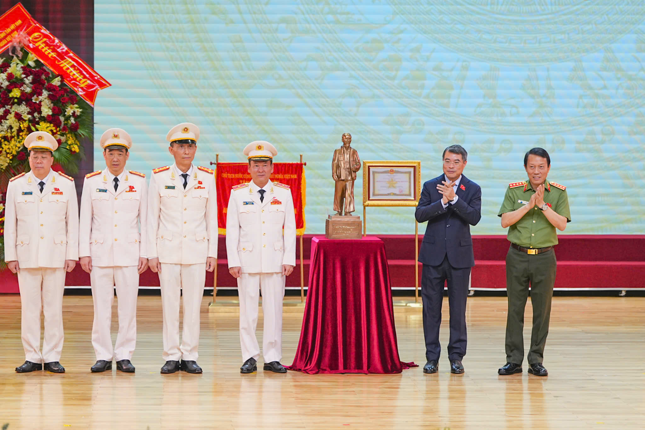 Niềm vui lớn của lực lượng Công an Hải Phòng- Ảnh 5.