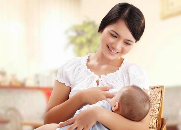 Phụ nữ sau sinh nên ăn gì, tập gì để hỗ trợ duy trì vòng 1 săn chắc?- Ảnh 1.