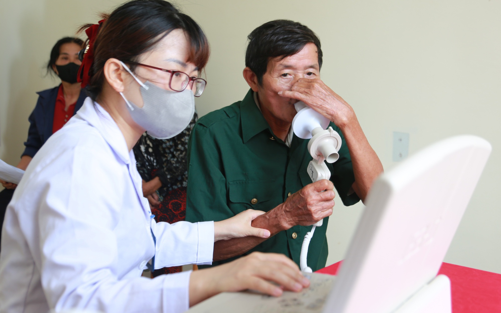Toàn bộ bệnh viện đa khoa ở TPHCM sẽ có khu khám sức khỏe miễn phí- Ảnh 2. Toàn bộ bệnh viện đa khoa ở TPHCM sẽ có khu khám sức khỏe miễn phí- Ảnh 2.