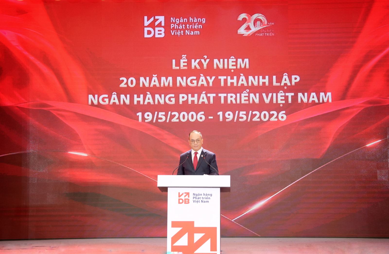 VDB kỷ niệm 20 năm thành lập: Khẳng định vai trò định chế tài chính phát triển của Nhà nước- Ảnh 2.