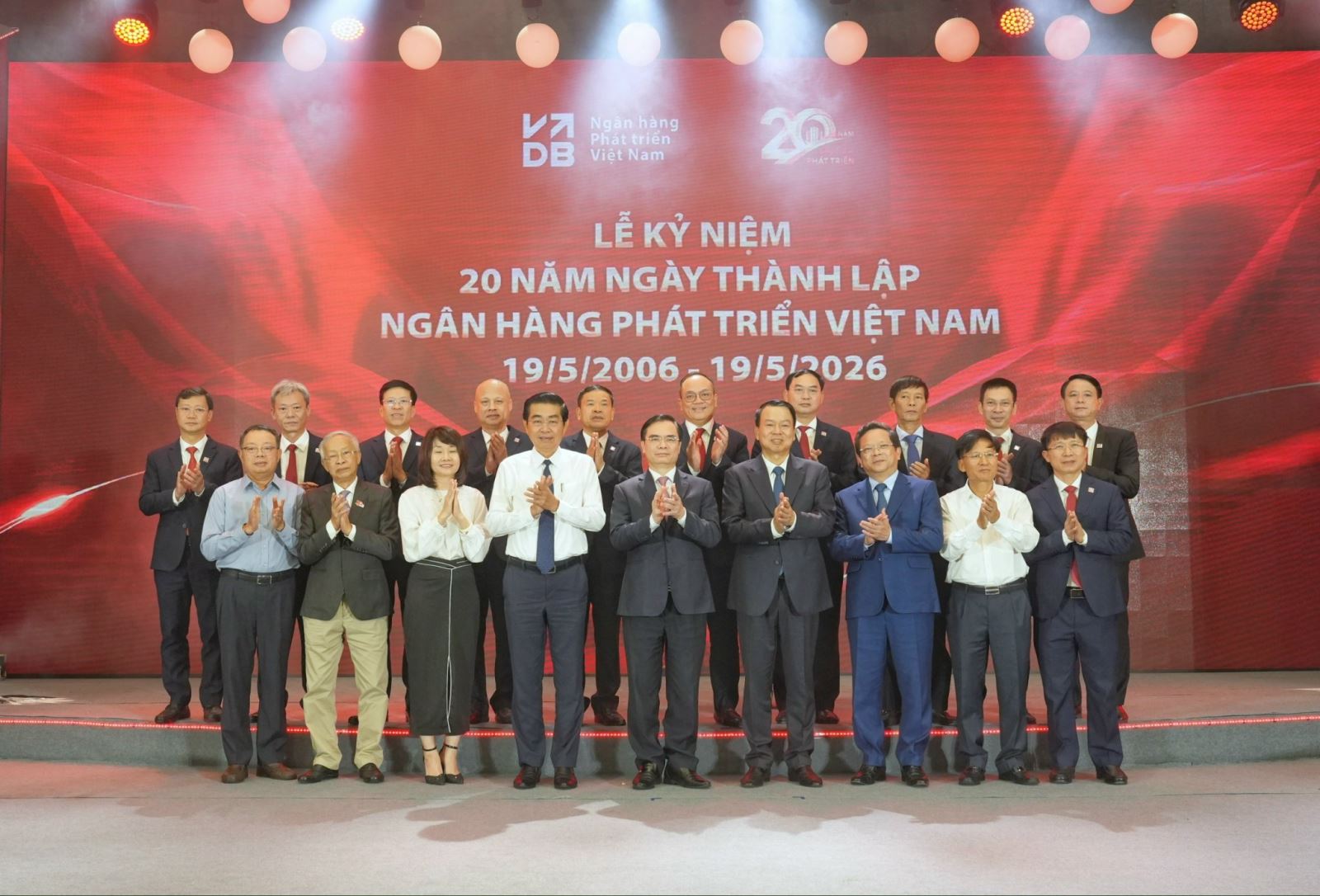 VDB kỷ niệm 20 năm thành lập: Khẳng định vai trò định chế tài chính phát triển của Nhà nước- Ảnh 8.