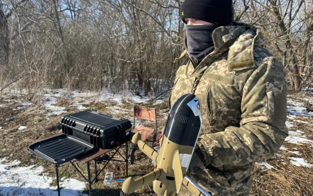 Ukraine tấn công tàu Hải quân Nga trên biển Caspi- Ảnh 2. UAV đánh chặn của Ukraine khiến hàng nghìn UAV Shahed Nga khó sống sót