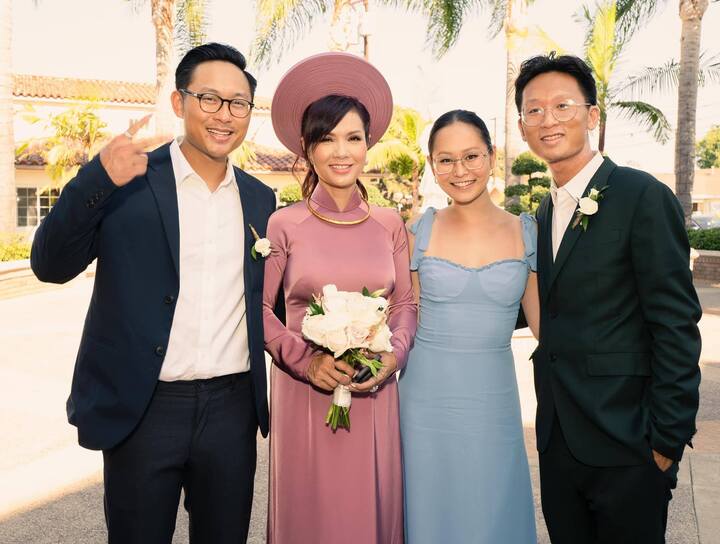 Hoa hậu tóc tém đầu tiên của showbiz Việt, bỏ hào quang sang Mỹ giờ ra sao?- Ảnh 3.